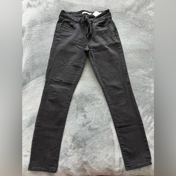 Levi’s Classic Mid Rise Skinny | 29 - Picture 2 of 5